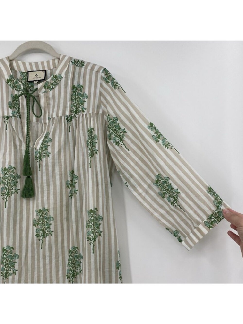 Tuckernuck Womens XS Cream Green Floral Stripes Coastal Tropical Tunic Dress - Picture 6 of 16